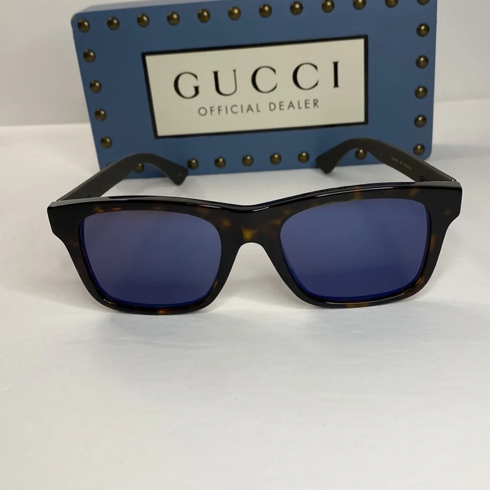 - 💯 - Authentic- New - Gucci Black GG0008S Square Sunglasses